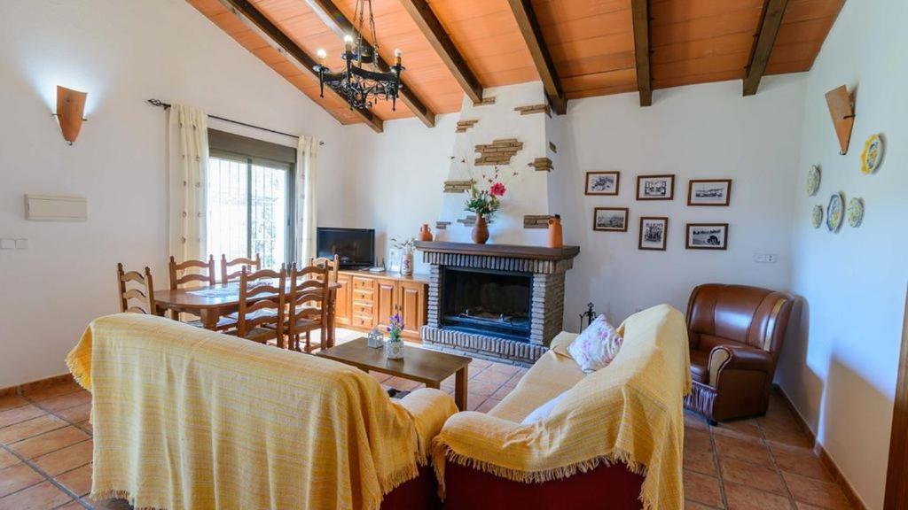 Casa Rural El Guindo Málaga Extérieur photo